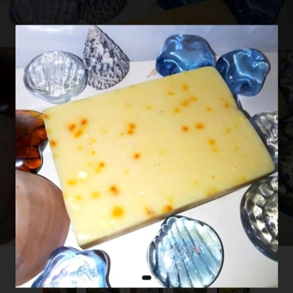 Hand CRAFTED𝅺 OATMEAL CITRUS SOAP BAR - Picture 5 of 6